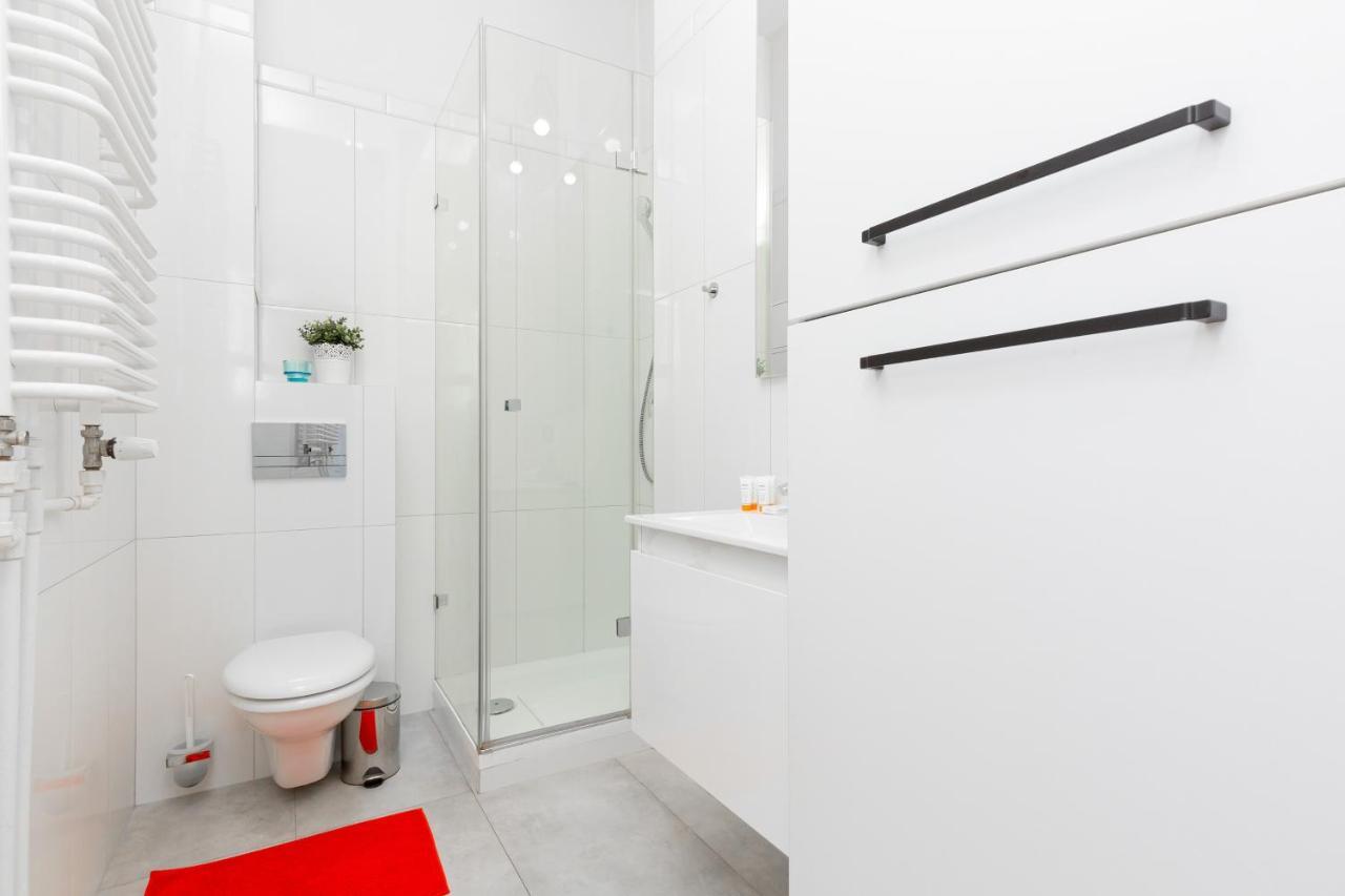 Downtown Studio Apartment Poznanska By Renters วอร์ซอ ภายนอก รูปภาพ